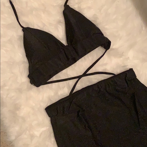 Luxe Two-piece Skirt set - Picture 4 of 4